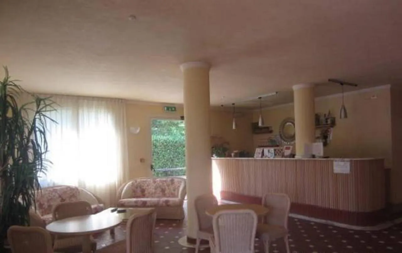 Residence Il Corallo Pietrasanta Aparthotel