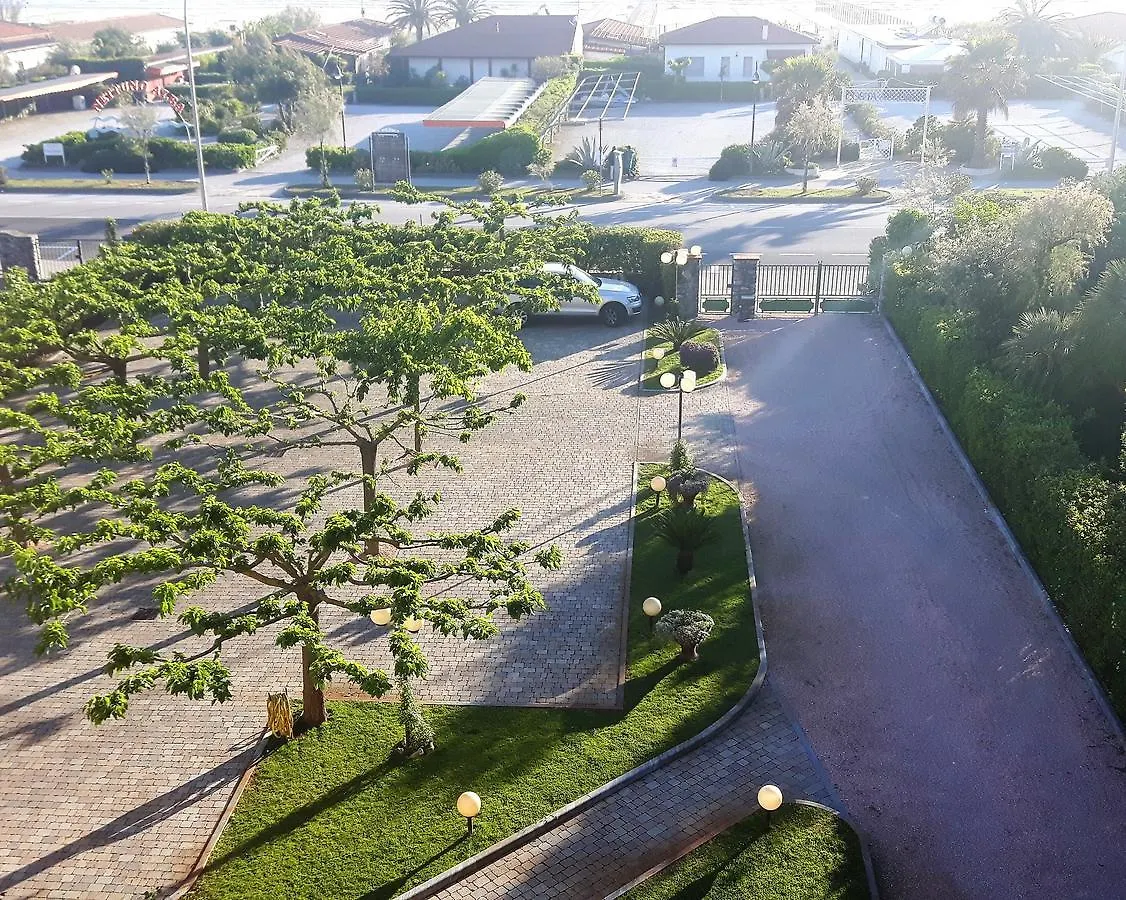Aparthotel Residence Il Corallo Pietrasanta