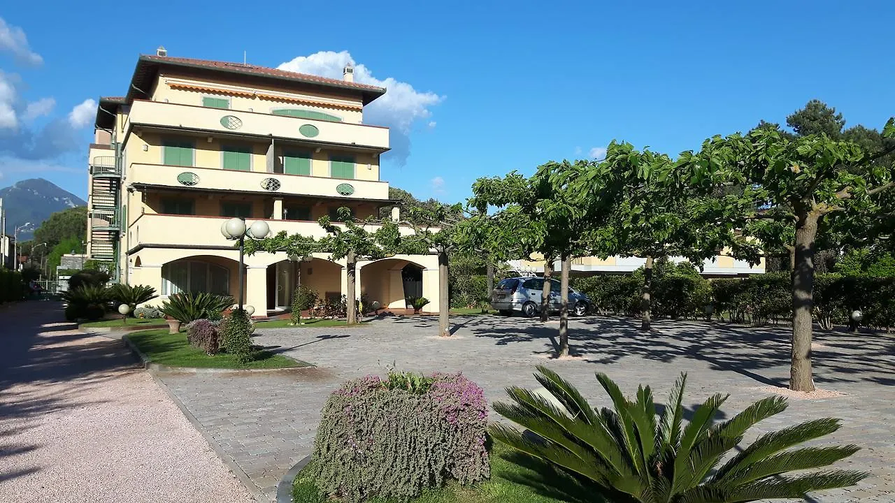 Aparthotel Residence Il Corallo Pietrasanta
