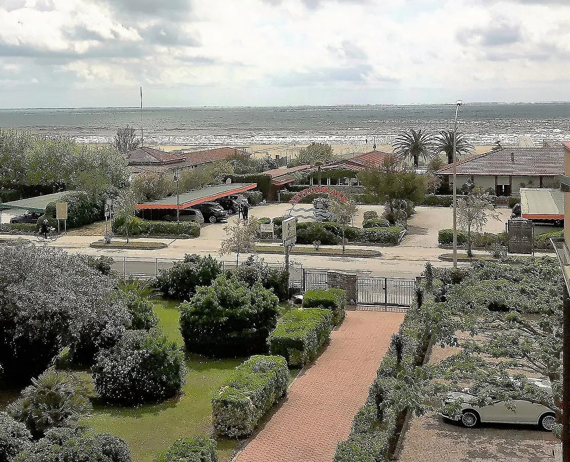 Aparthotel Residence Il Corallo Pietrasanta Italy