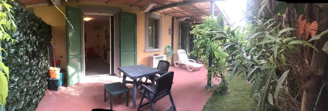 Residence Il Corallo Pietrasanta 0*,  Italy